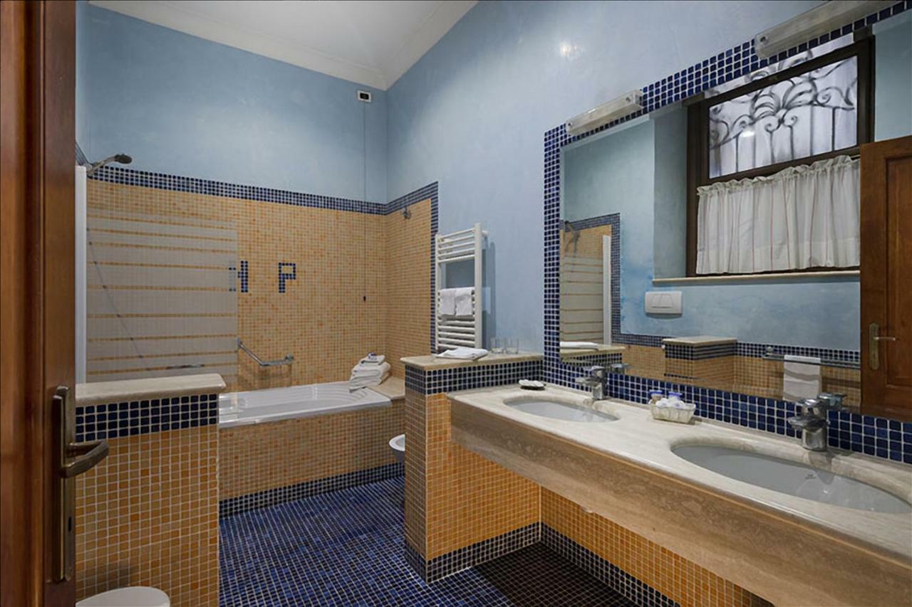 Hotel Portoghesi Roma Exterior foto